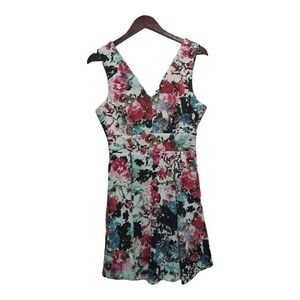 Beautiful floral dress‎ by Haute Monde.  Size XLarge